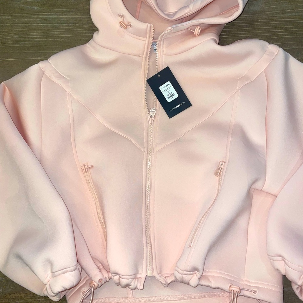 Hooded bubble jacket